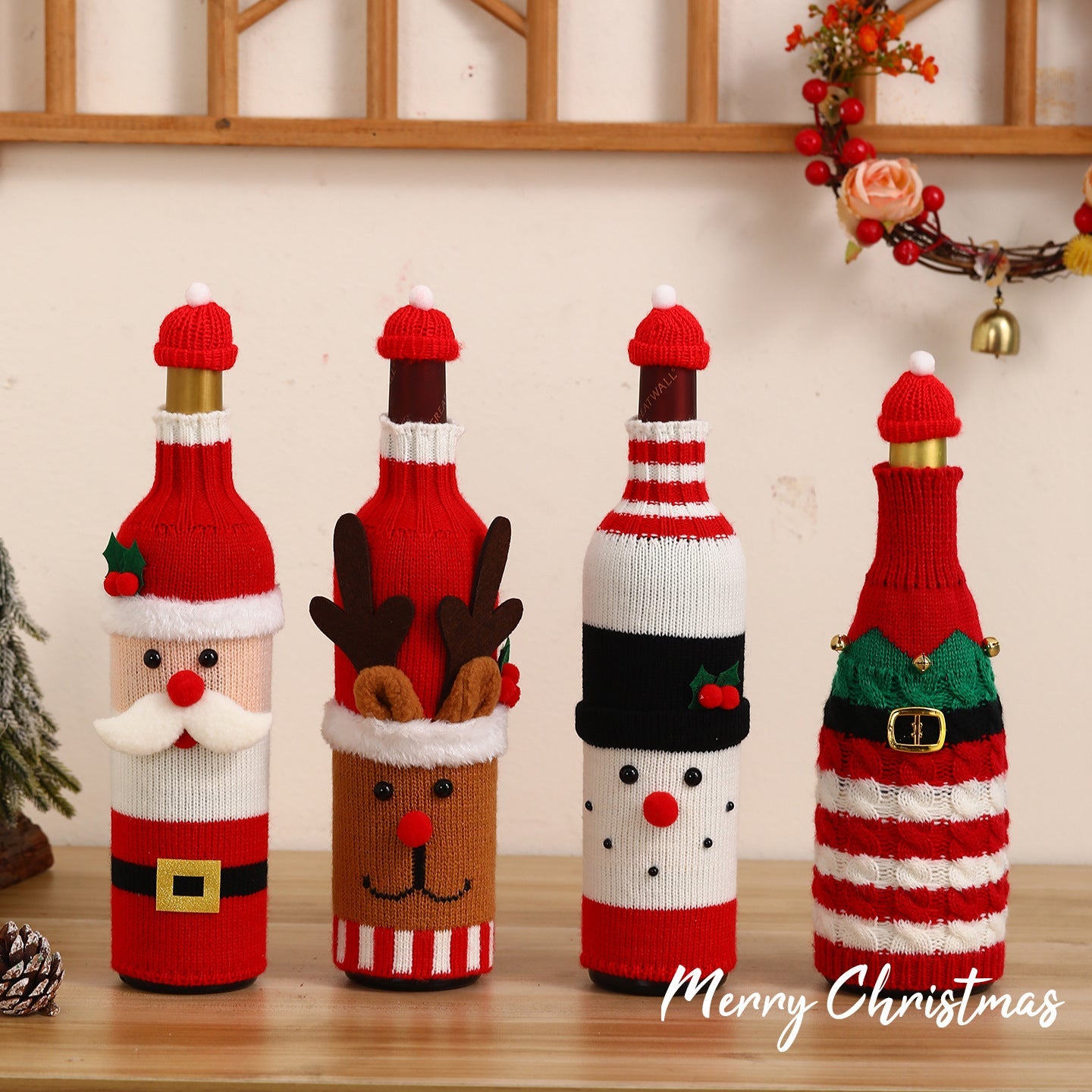 🌟🎄Christmas Wine Bottle Covers Set🎀 – 🎅🏻Santa & 𐂂Reindeer Knitted Sweater Sleeves, Cute Holiday Champagne Bottle Decorations🔔Elastic cotton thread, suitable for most wine bottles